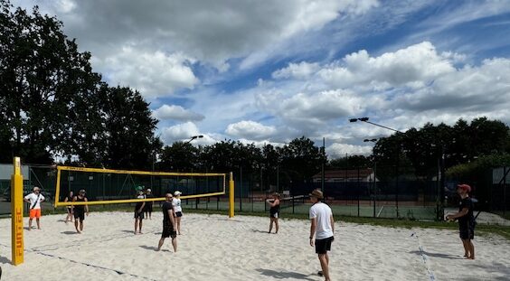 Während des Volleyballturniers